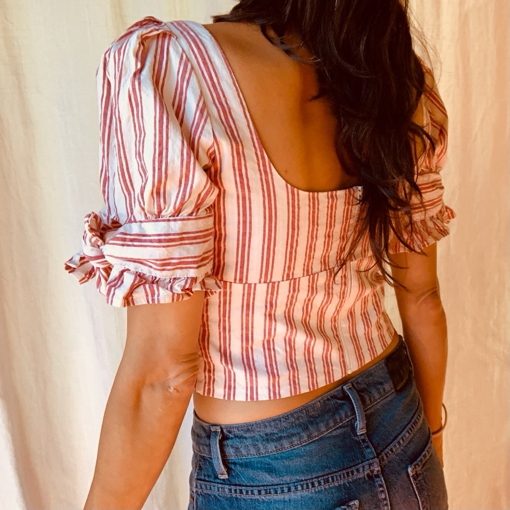 Stone Cold Fox Striped Sweet Heart Crop Top - Picture 2 of 13